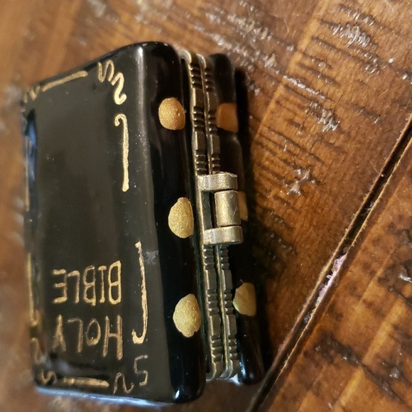 Religious trinket boxes set of 2 - Picture 4 of 10